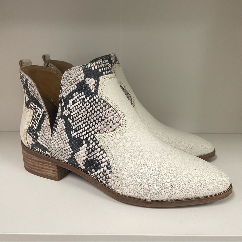 Lucky Brand Leymon Cutout Booties